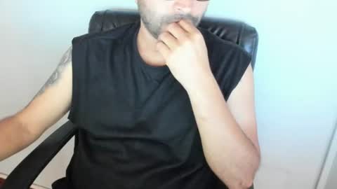 Snapshot of derrik_ chatting on 07-13-26, 11:35 online show from 07-13-26, 11:35