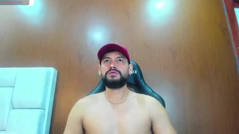 DerryBigger CM online show from 03-10-26, 02:49