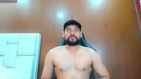 DerryBigger CM online show from 03-22-26, 08:01