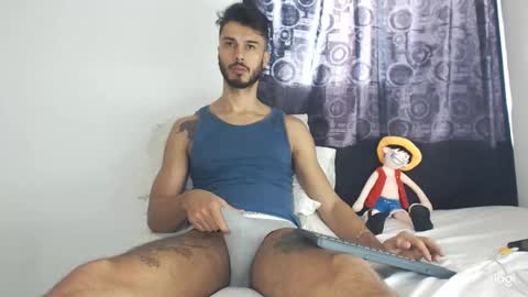 Snapshot of derrymaster chatting on 12-28-24, 01:06 JhimyMaster online show from 12-28-24, 01:06