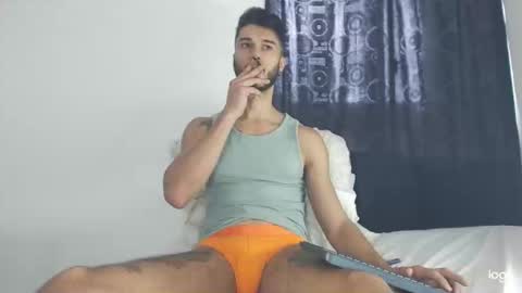 Snapshot of derrymaster chatting on 12-30-24, 03:24 JhimyMaster online show from 12-30-24, 03:24