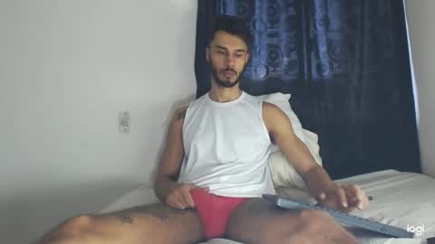 Snapshot of derrymaster chatting on 01-13-25, 04:08 JhimyMaster online show from 01-13-25, 04:08