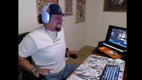 desertadventurer25 online show from 09-25-25, 04:38