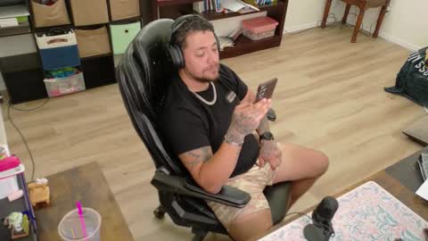 desertadventurer25 online show from 02-12-26, 08:37