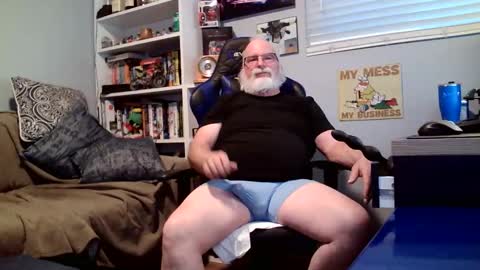 D K online show from 01-18-26, 11:19