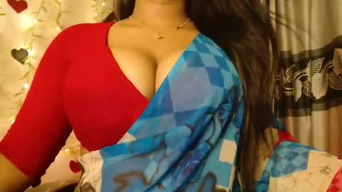 Snapshot of desi_girl_jebin chatting on 10-18-25, 05:14 Jebin online show from 10-18-25, 05:14