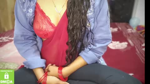 Snapshot of desicoupleshow chatting on 01-05-25, 03:45 Eva and Adam online show from 01-05-25, 03:45