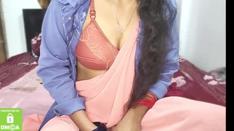 Snapshot of desicoupleshow chatting on 01-09-25, 04:06 Eva and Adam online show from 01-09-25, 04:06