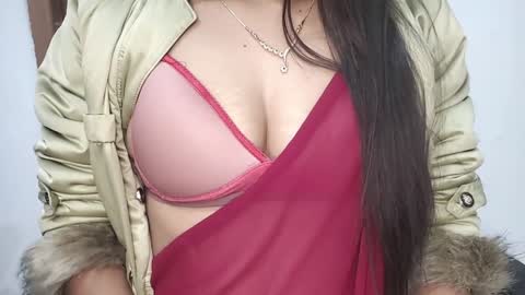 Snapshot of desicoupleshow chatting on 01-26-25, 04:51 Eva and Adam online show from 01-26-25, 04:51