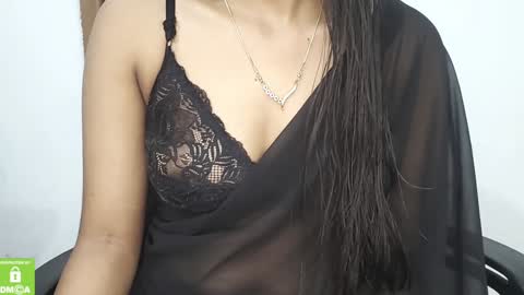 Snapshot of desicoupleshow chatting on 01-28-25, 12:22 Eva and Adam online show from 01-28-25, 12:22