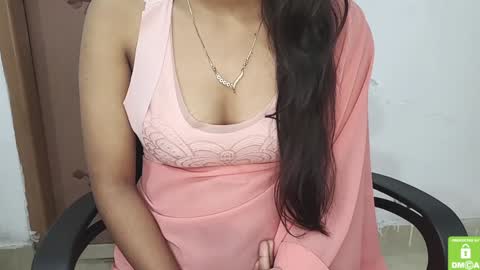 Snapshot of desicoupleshow chatting on 02-09-25, 01:22 Eva and Adam online show from 02-09-25, 01:22