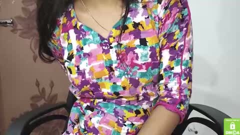 Snapshot of desicoupleshow chatting on 02-10-25, 01:14 Eva and Adam online show from 02-10-25, 01:14