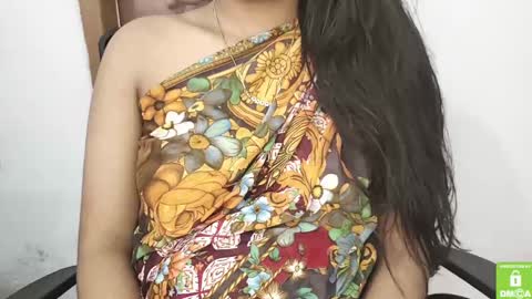 Snapshot of desicoupleshow chatting on 02-13-25, 09:41 Eva and Adam online show from 02-13-25, 09:41