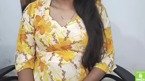 Snapshot of desicoupleshow chatting on 02-13-25, 01:48 Eva and Adam online show from 02-13-25, 01:48