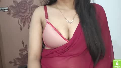 Snapshot of desicoupleshow chatting on 02-14-25, 12:51 Eva and Adam online show from 02-14-25, 12:51