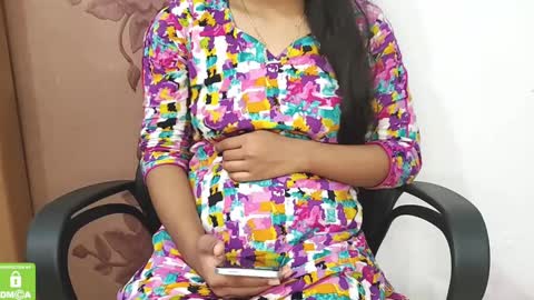 Snapshot of desicoupleshow chatting on 02-19-25, 07:39 Eva and Adam online show from 02-19-25, 07:39