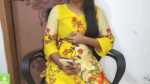 Snapshot of desicoupleshow chatting on 02-25-25, 12:45 Eva and Adam online show from 02-25-25, 12:45