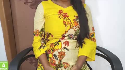 Snapshot of desicoupleshow chatting on 02-27-25, 04:21 Eva and Adam online show from 02-27-25, 04:21