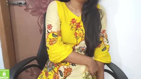 Snapshot of desicoupleshow chatting on 03-01-25, 05:31 Eva and Adam online show from 03-01-25, 05:31