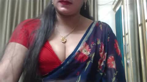 Maisa online show from 03-11-25, 05:24