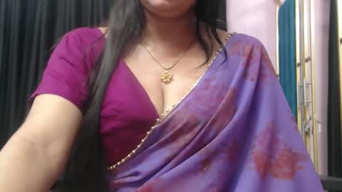 Maisa online show from 10-21-25, 05:57