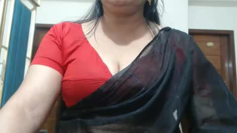 Snapshot of desimaisa130 chatting on 04-25-26, 04:48 Maisa online show from 04-25-26, 04:48