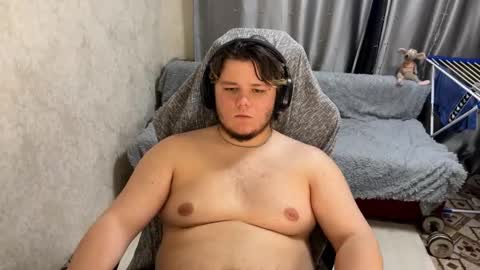 Snapshot of desiredude9 chatting on 09-12-25, 06:52 desiredude9 online show from 09-12-25, 06:52