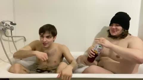 Snapshot of desiredude9 chatting on 02-25-26, 05:33 desiredude9 online show from 02-25-26, 05:33