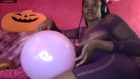 desireeafterdark online show from 02-07-25, 10:40