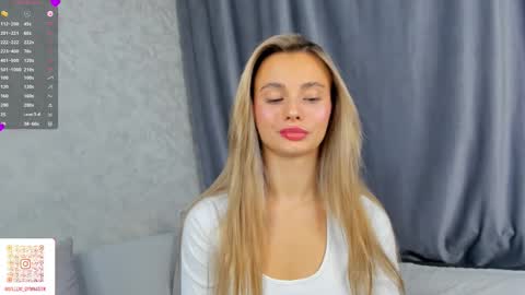 Willow online show from 11-21-25, 06:12