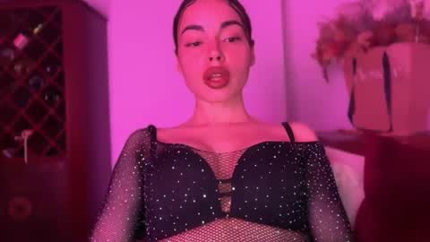 Snapshot of desireepetite chatting on 04-18-26, 07:07 Petitee Desiree online show from 04-18-26, 07:07