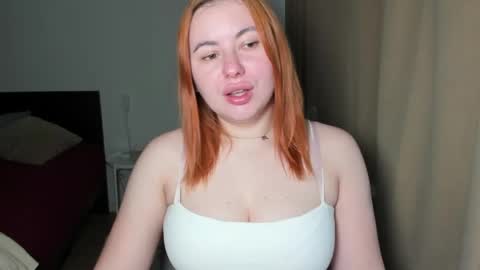 Snapshot of desirelayla chatting on 05-20-26, 06:41 LAYLA online show from 05-20-26, 06:41