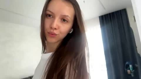 Ksenia online show from 04-10-26, 02:39