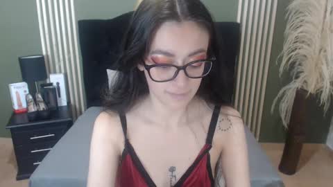 Desiring Angel online show from 01-10-25, 04:20