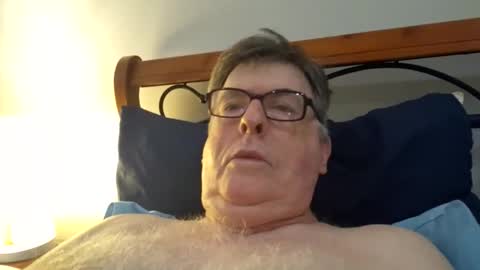 Desmon1958 online show from 04-01-26, 06:49