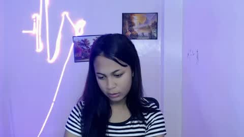 Snapshot of dess_morena chatting on 06-19-26, 06:18 Dess online show from 06-19-26, 06:18