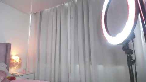 Snapshot of destinysweet21 chatting on 01-19-25, 05:28 destinysweet21 online show from 01-19-25, 05:28