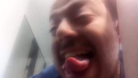 Snapshot of destroyingunit chatting on 11-09-25, 03:49 destroyingunit online show from 11-09-25, 03:49