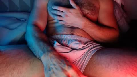 Snapshot of devazeo chatting on 01-31-25, 08:01 Dez online show from 01-31-25, 08:01