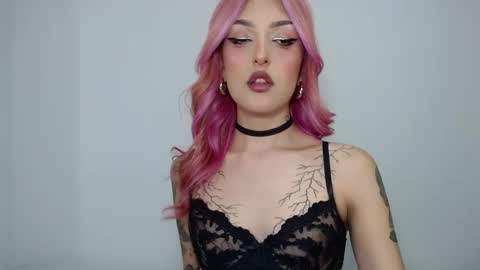 Angel Boo and Adrian online show from 11-11-25, 07:25