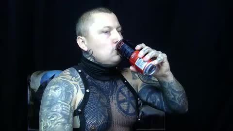 Snapshot of devilwithtats chatting on 03-04-26, 07:47 Lucian online show from 03-04-26, 07:47