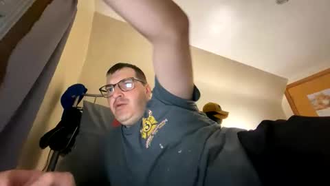 devin3886 online show from 05-10-26, 04:50