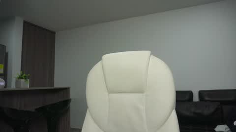 Devin Hunter online show from 12-12-24, 03:21