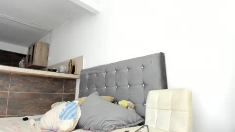 thumb up me please its important online show from 01-05-26, 05:27