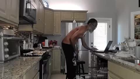 Snapshot of dextercollins chatting on 10-24-25, 03:19 Dextercollins online show from 10-24-25, 03:19