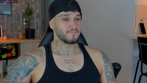 Snapshot of deymon_scott chatting on 05-05-26, 11:46 JULIAN online show from 05-05-26, 11:46