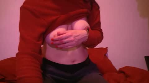 Sammie online show from 12-21-24, 01:47