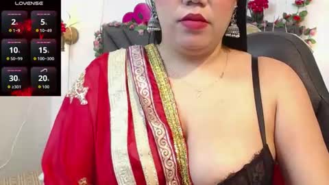 Snapshot of dharanisnisha chatting on 07-07-26, 12:20 dharanisnisha online show from 07-07-26, 12:20