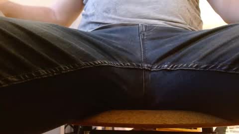 Snapshot of dhrobbert chatting on 02-11-25, 08:05 Robbert online show from 02-11-25, 08:05