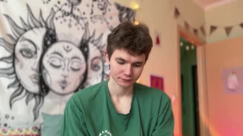 Snapshot of di_n_alex chatting on 01-17-25, 09:49 Di Alex online show from 01-17-25, 09:49